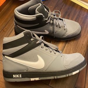 Nike Dunks High Top Sneakers Men’s Size 12, Worn Once